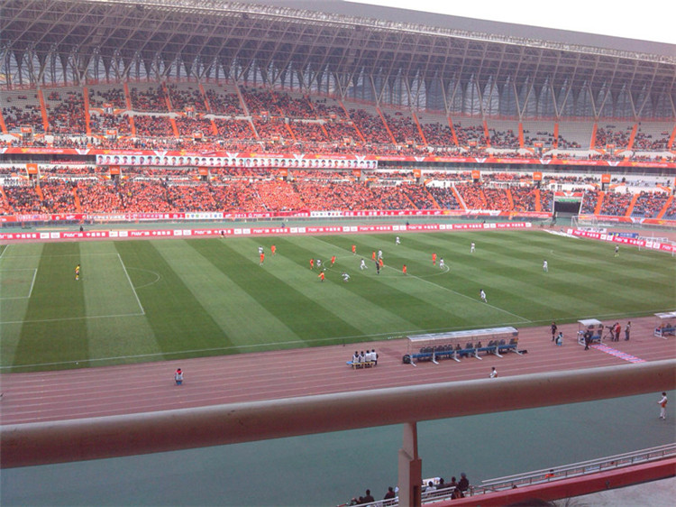 合山体育场看台网架加工